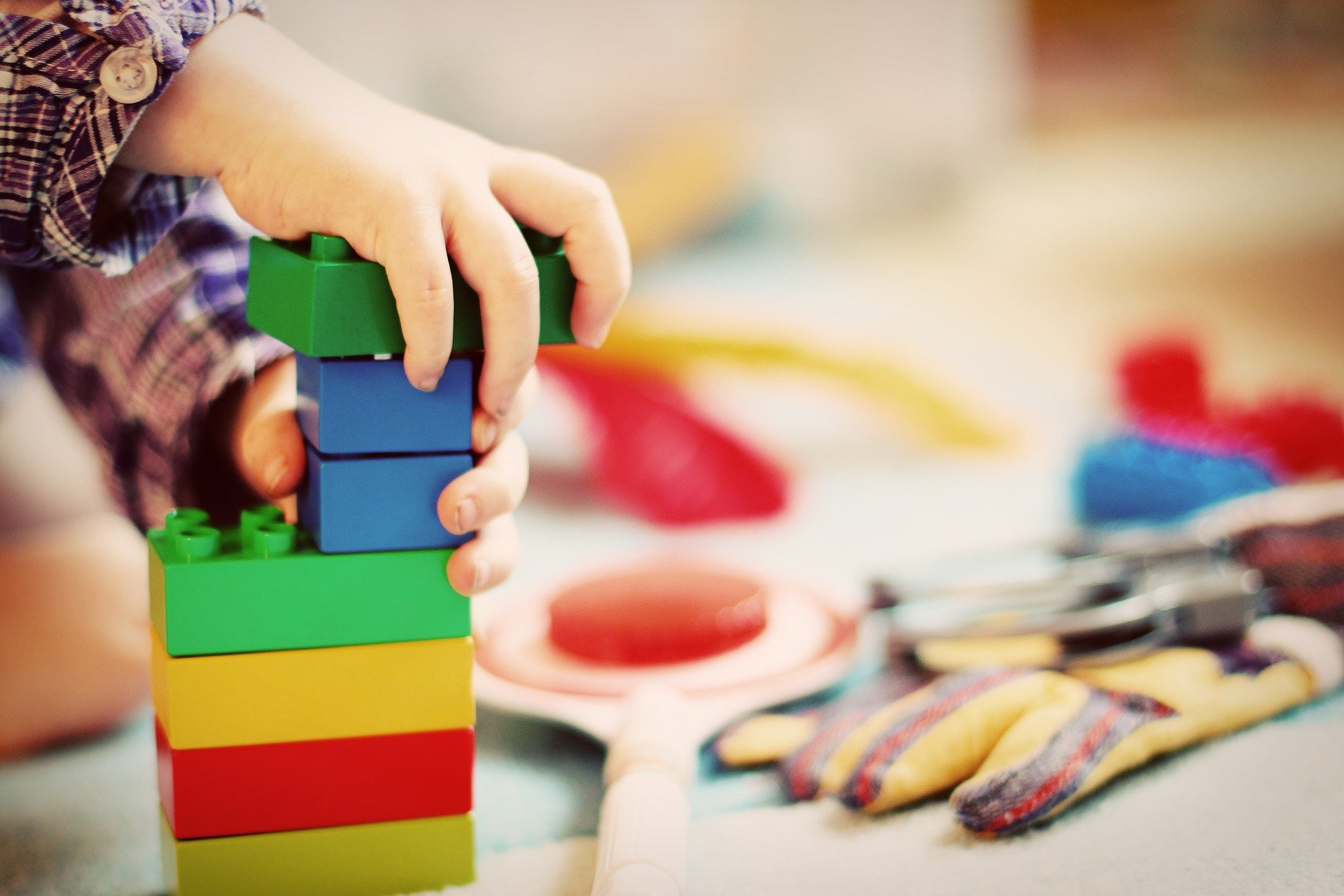 Comment nettoyer efficacement les jouets des enfants ?